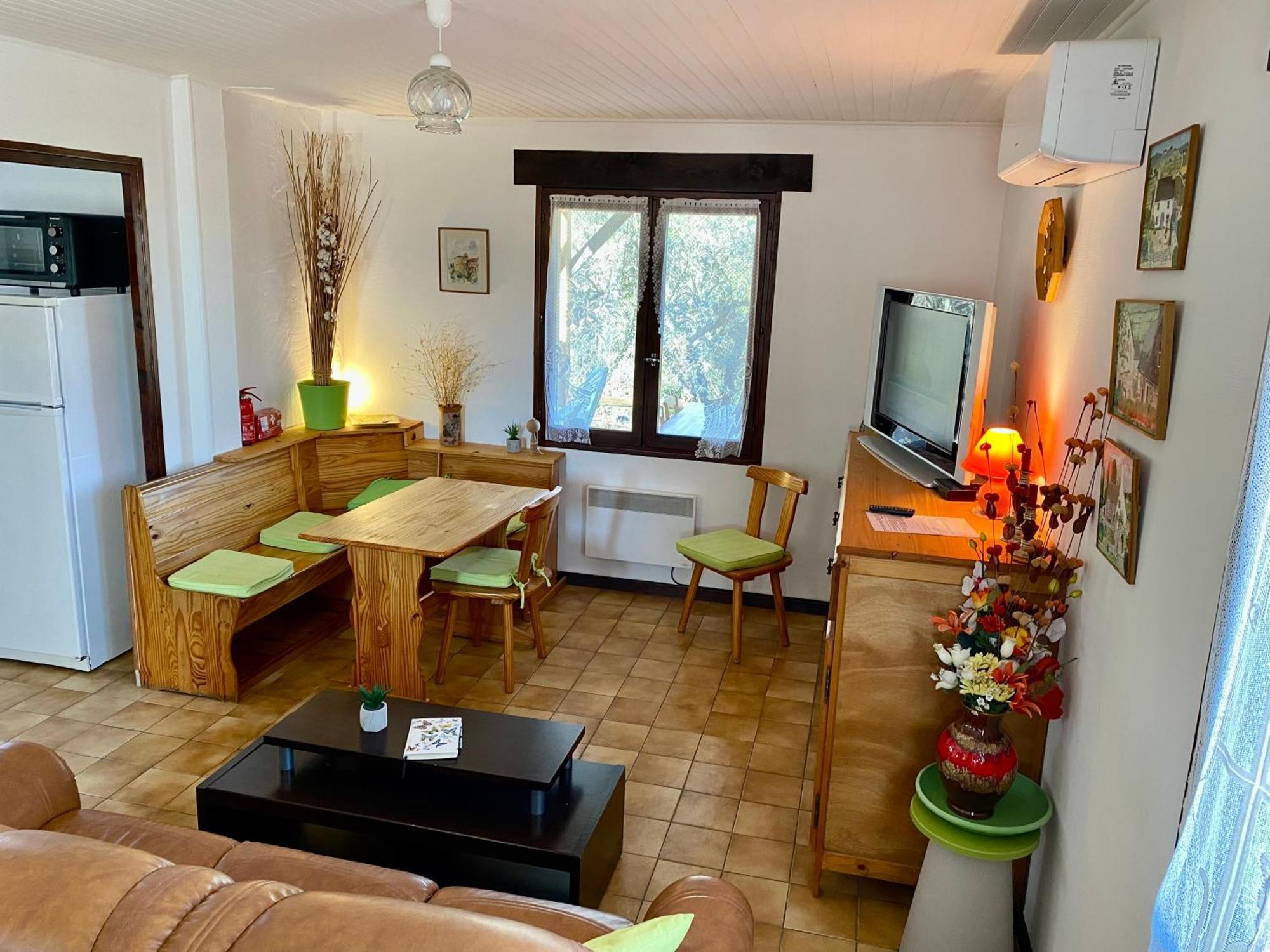 Hebergements Des Posas Sampzon Rom bilde